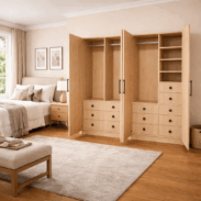 Dressing sur mesure scandinaves avec 4 portes